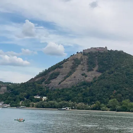 Apartman-donau Konukevi Tát