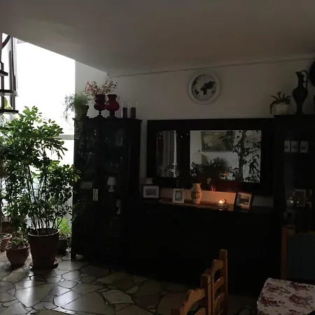 Konukevi Apartman-donau Tát