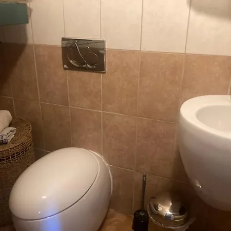 Apartman-donau Konukevi *